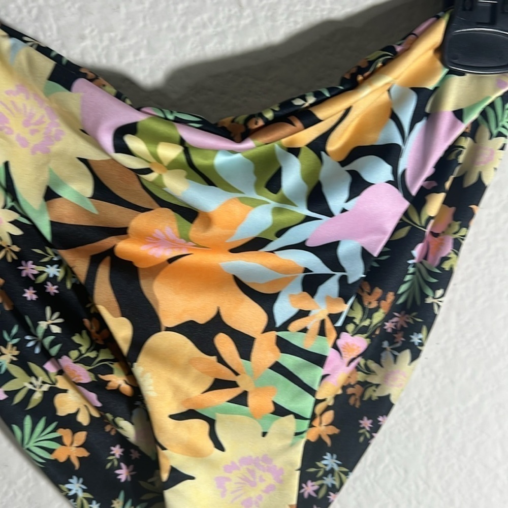 Billabong Floral Bikini in Black with Pastel Yellow, Pink & Green - Picture 6 of 13